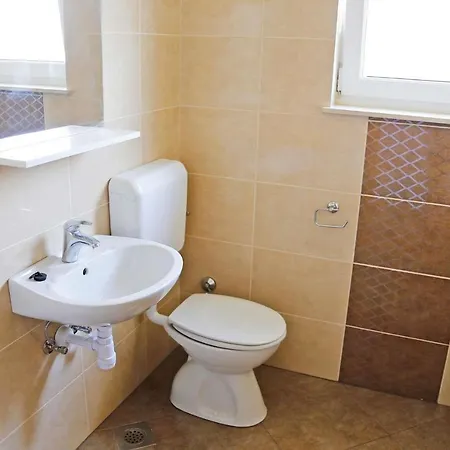 Mijic 743 3* Razanj