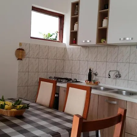 Mijic 743 Guest house